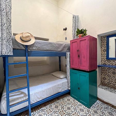 Hostel Candelaria Valladolid  Eksteriør bilde